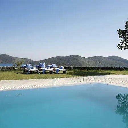 Atlantis Villa *